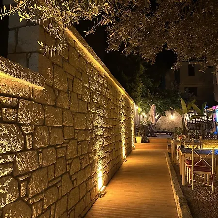 Kekik Alaçatı * Çeşme