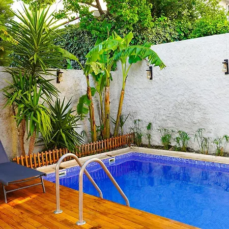 Otel Kekik Alaçatı